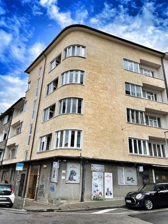 Balkantourist Appartamento Sofia Esterno foto